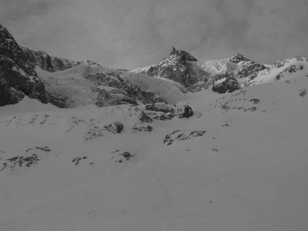 seracs en face nord du giobernay, en glace vive