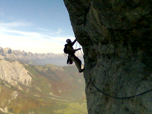 Dans la voie Coluche au Mont Aiguille