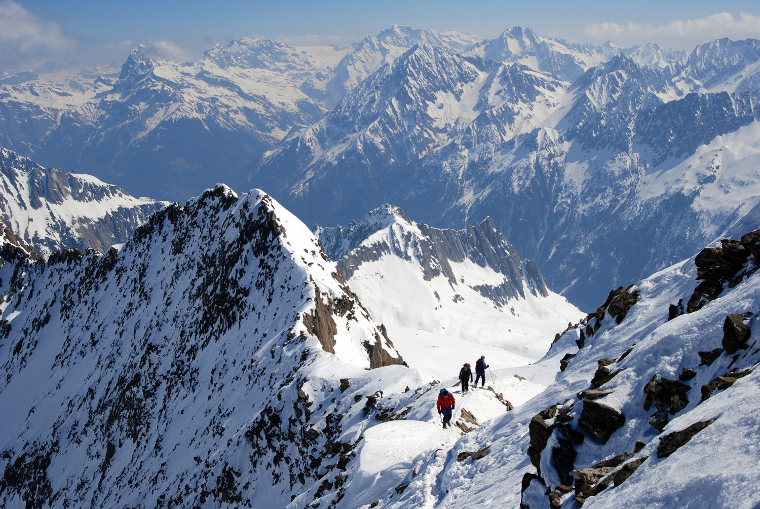 Dalla cima del Rorspitzli 3220 m la crestina finale e vista verso il Tödi 3614 m.