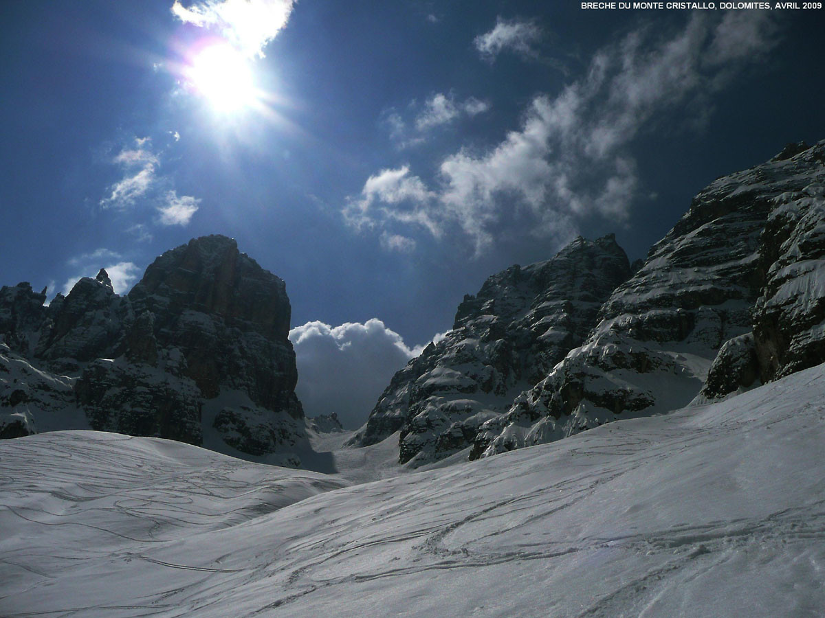 Brèche du Cristallo (Dolomites), pentes supérieure au dessus du verrou