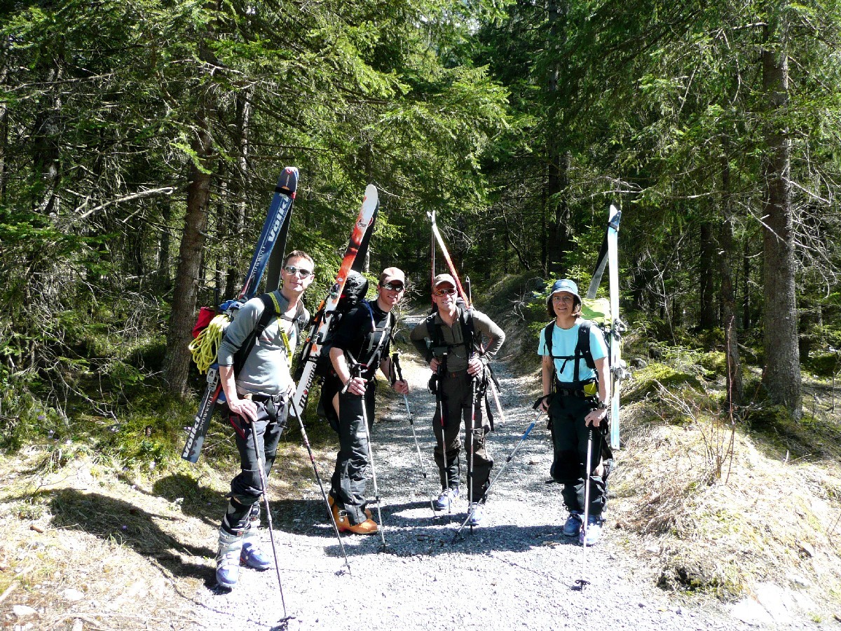 Montée à la cabane du Doldenhorn