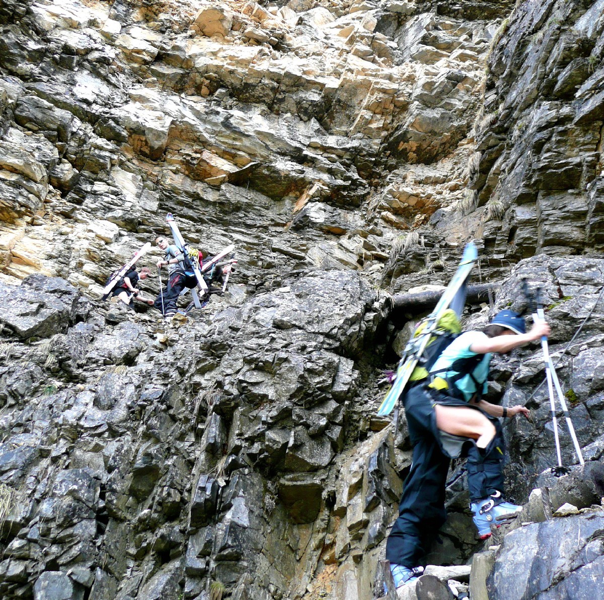 Montée à la cabane du Doldenhorn, verrou inférieur