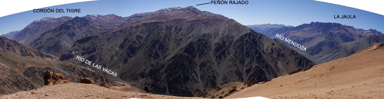 Peñón Rajado visto desde Cerro M. Ardito
