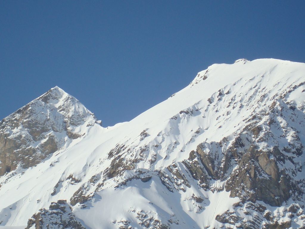 Sommet à gauche
