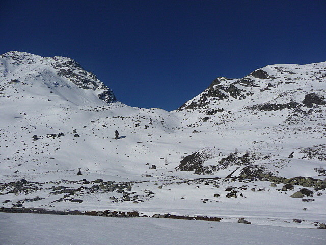 Col du vallon que nous remonterons au retour , demain