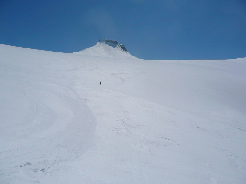 Vers le haut du glacier du Grand Fond