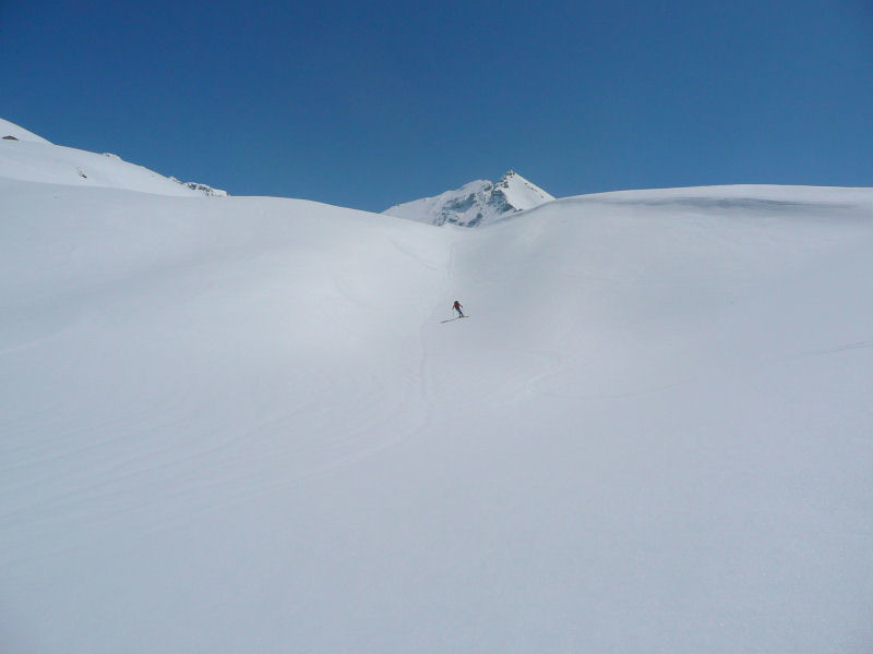 Encore un peu de moquette (sous le Glacier du Grand Fond)