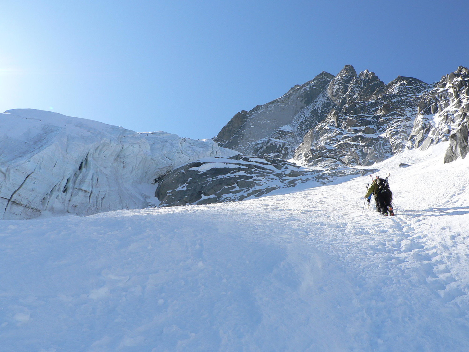 Montée sous l'aiguille de Blaitière.