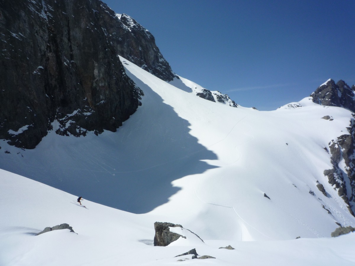 Descente sous le col de la mine de fer