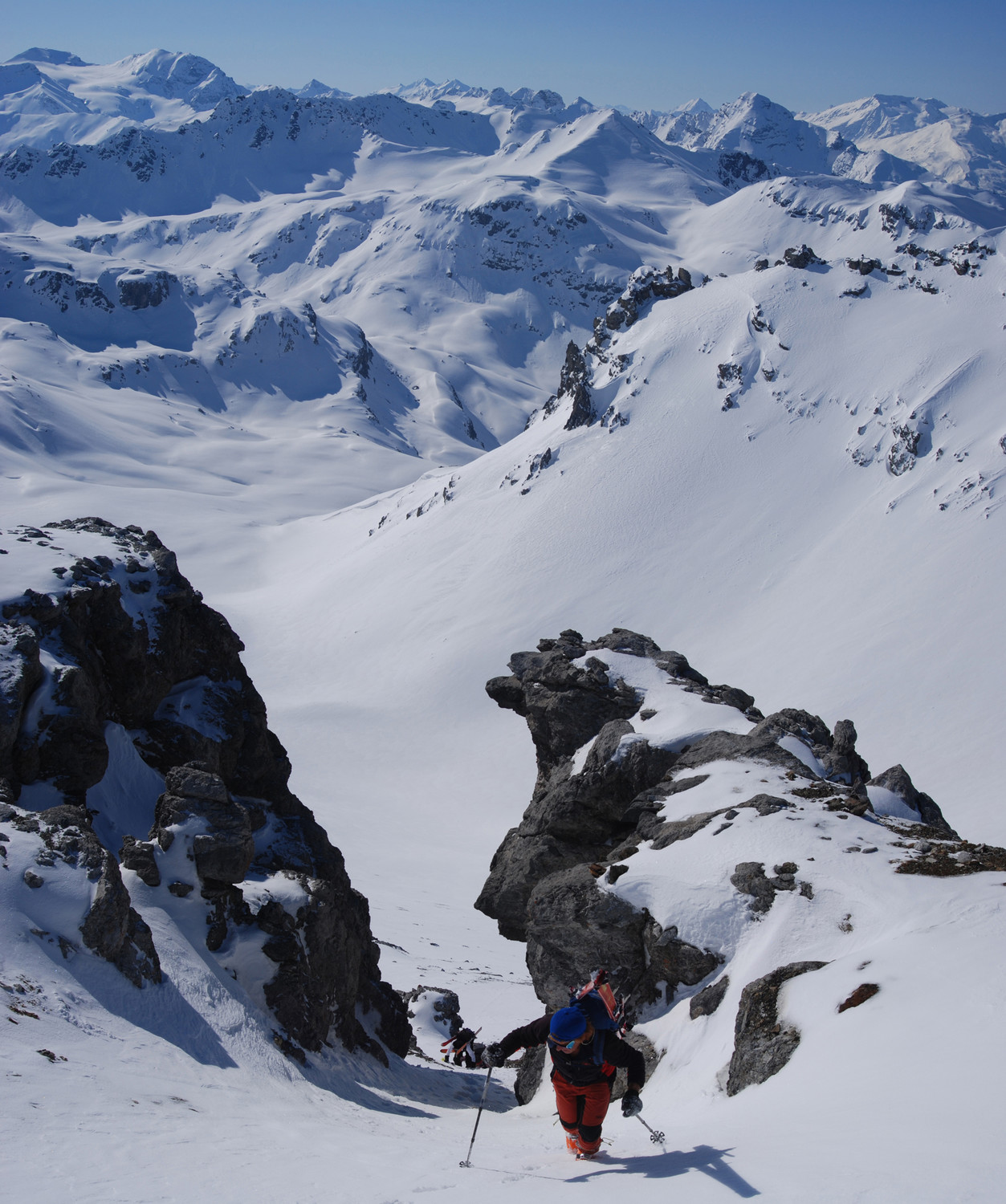 Il canalino alpinistico per accedere al Monte Forcola 2906 m.