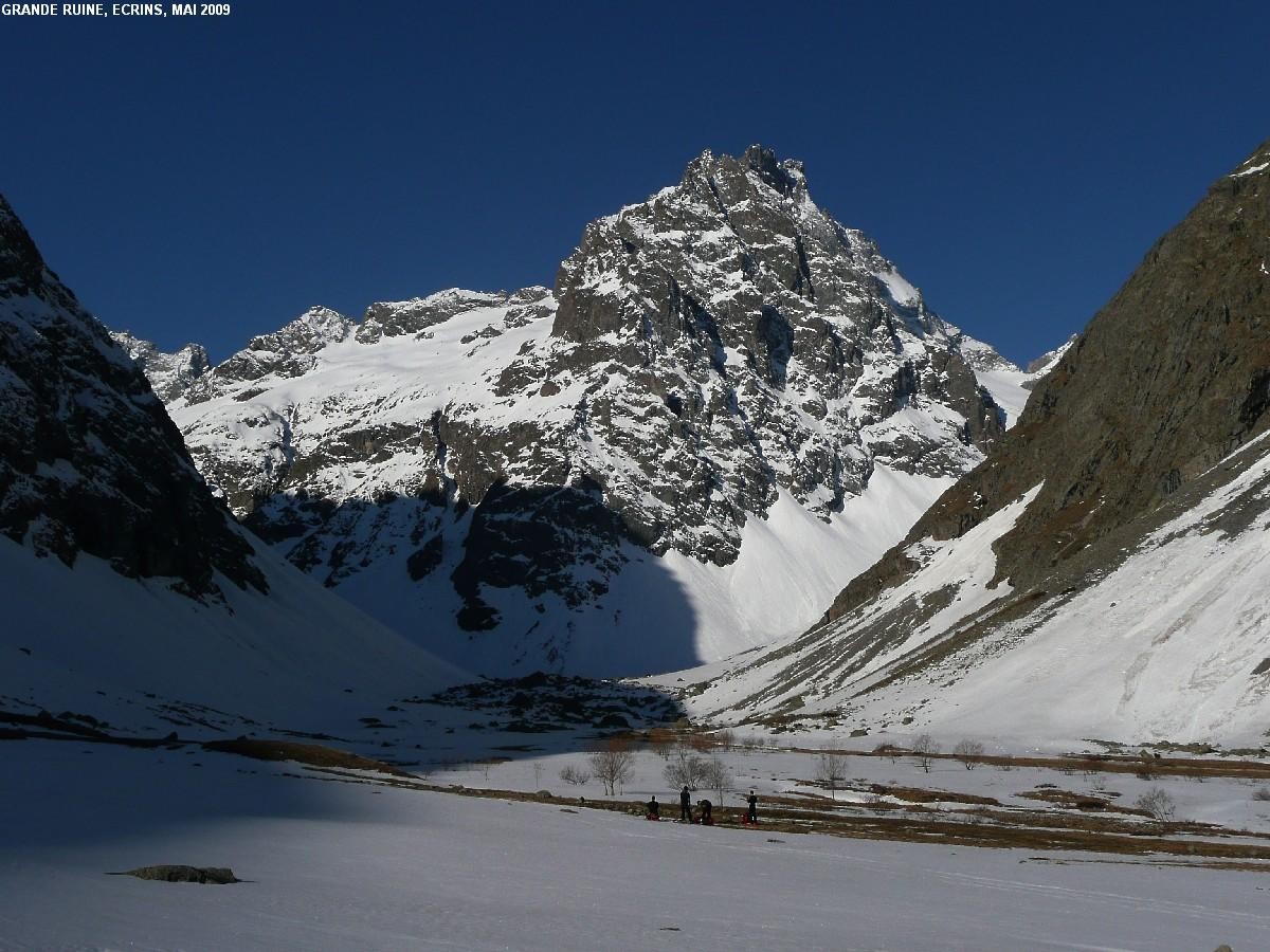 Montée à Adéle Planchard, sous le refuge de l'Alpe