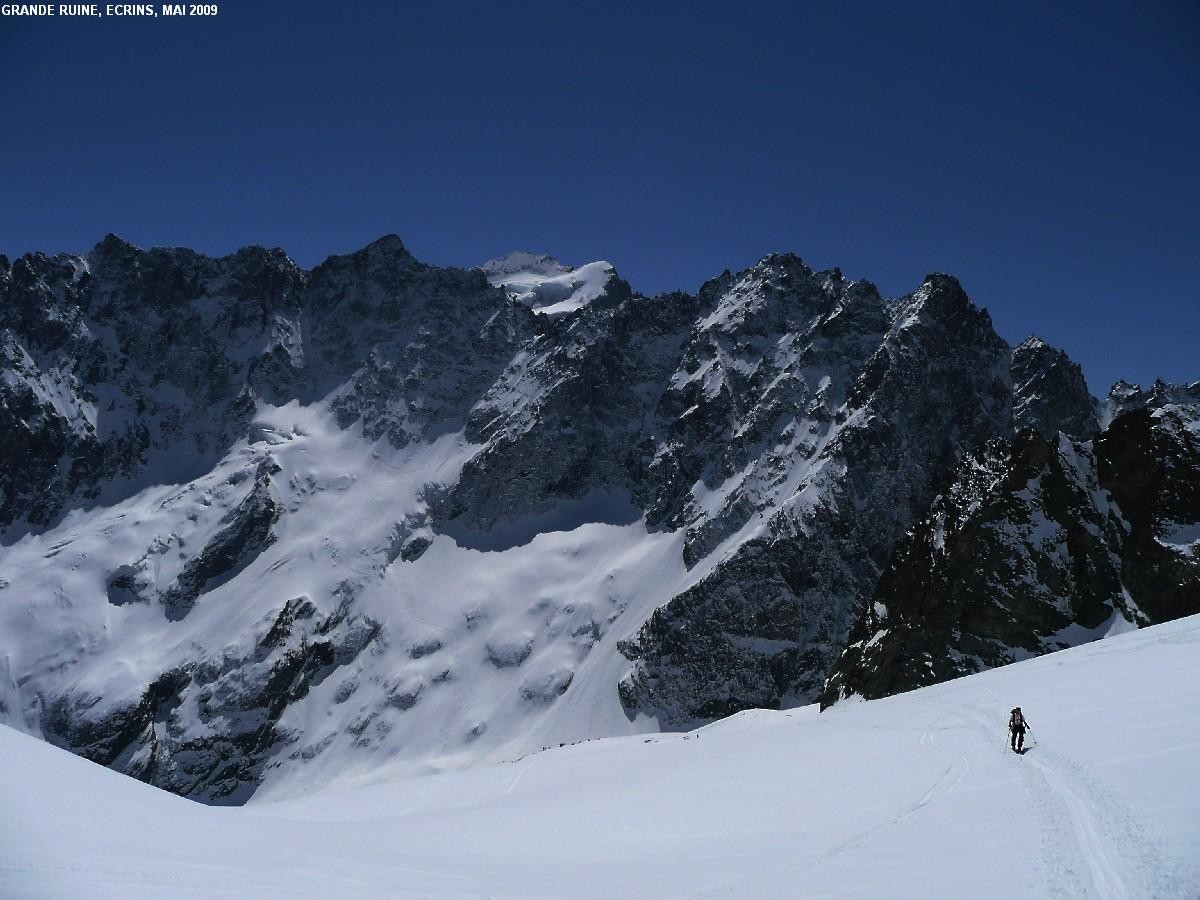 Dernière pente sous le refuge Adèle Planchard