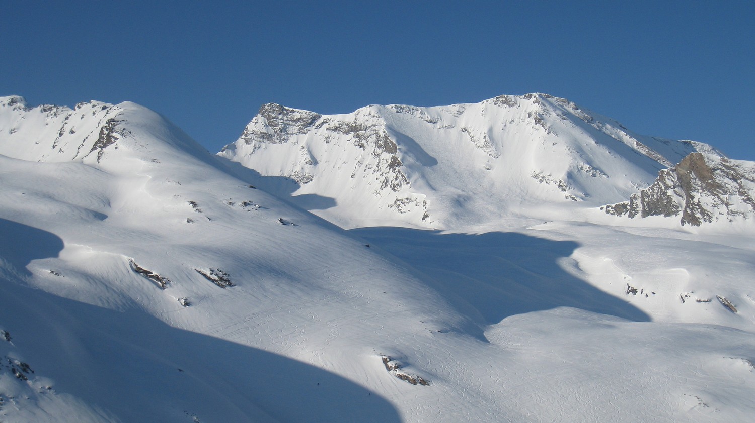 L'Aiguille Pers, au lever du jour