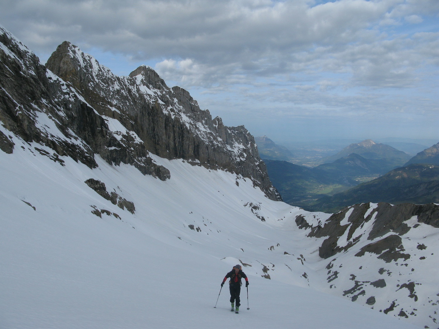 Gabriel dormirait bien dans le vallon des Chambres mais ce n'est pas le moment !