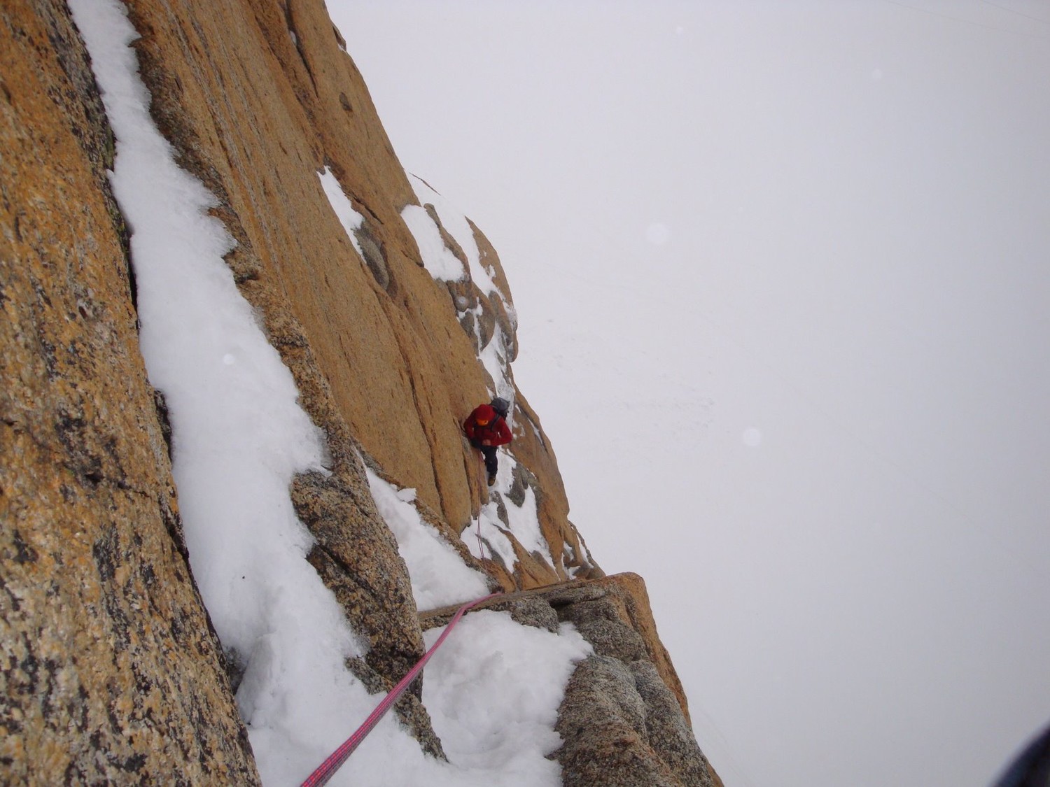 Les pieds dans la neige