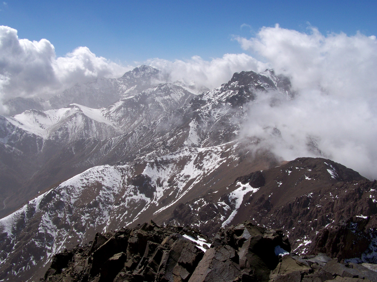 en direction du Toubkal