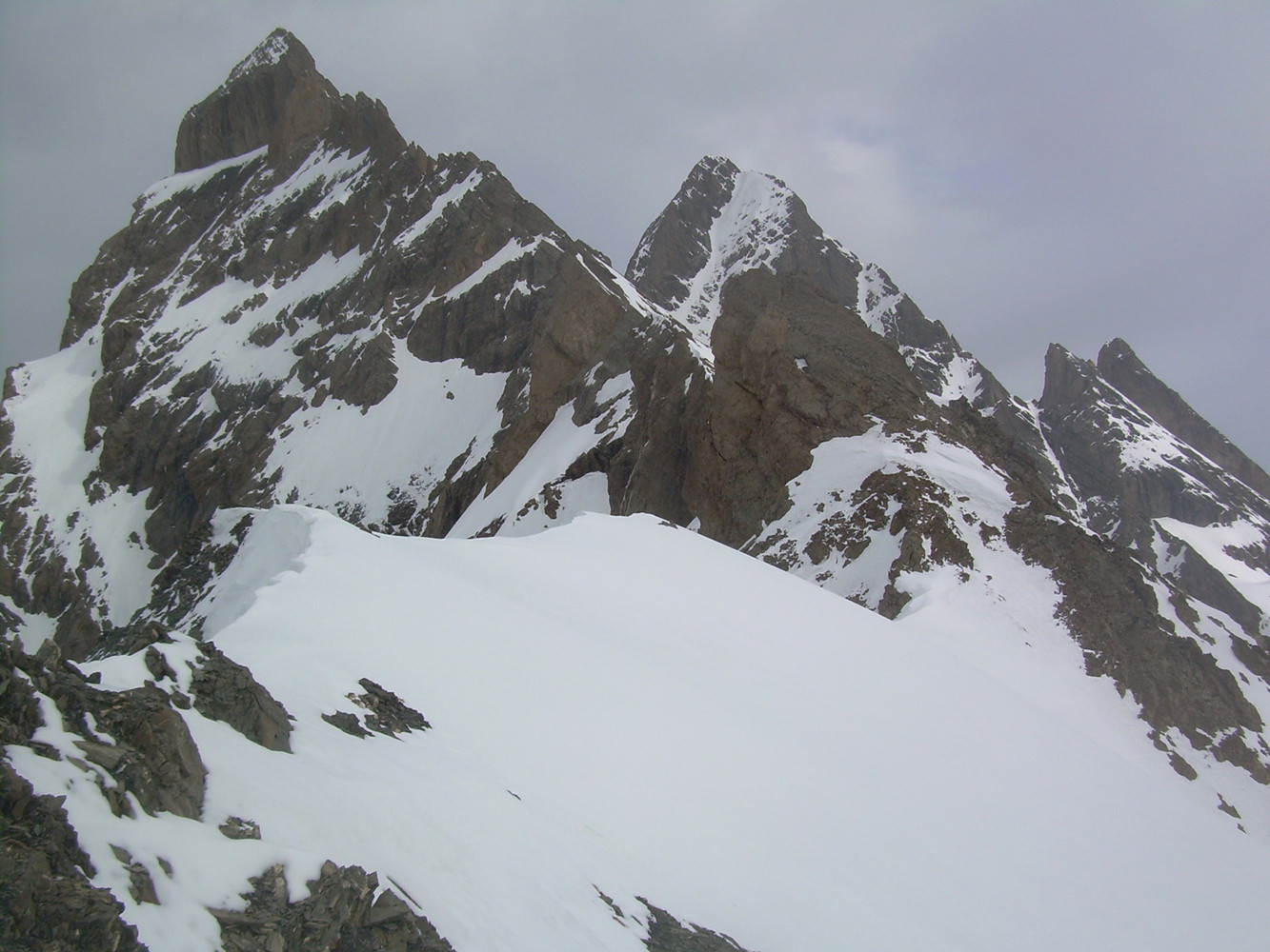 Pointe Salvador : depuis le sommet vue sur les aiguilles d'Arves
