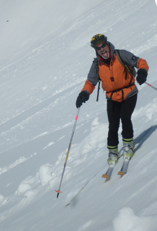 je tire la langue en bas du couloir