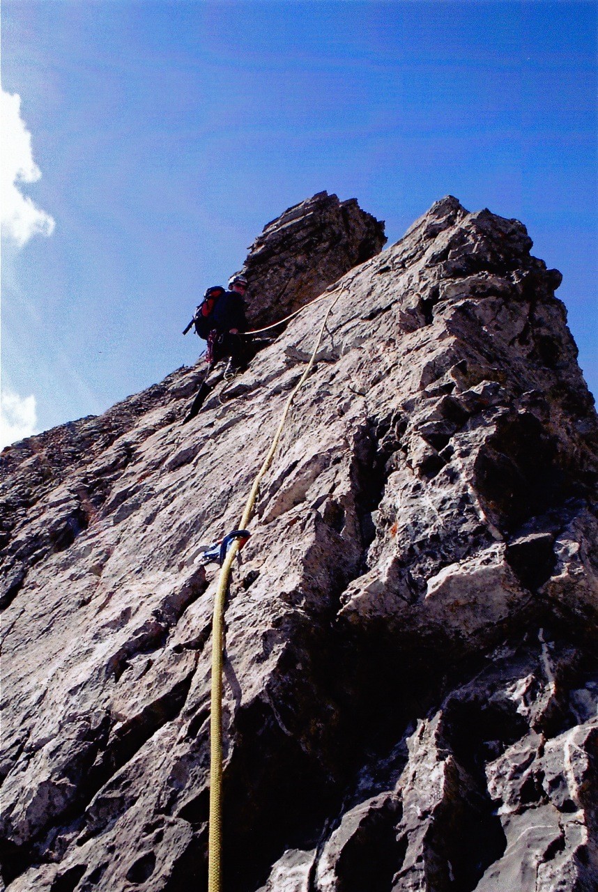 Sur l'arête