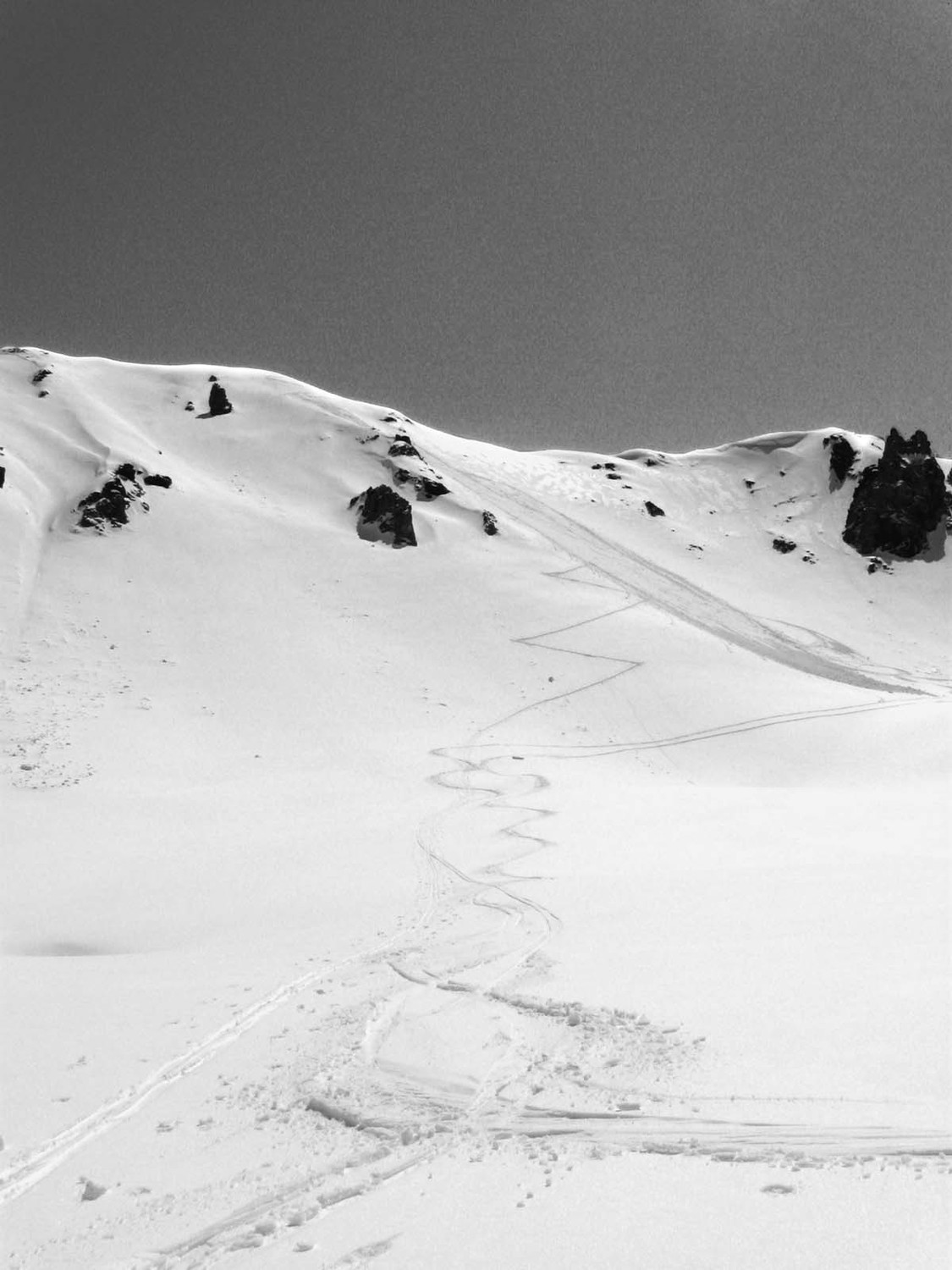 valanga, traccia in salita e discesa e bec de Montagnaya