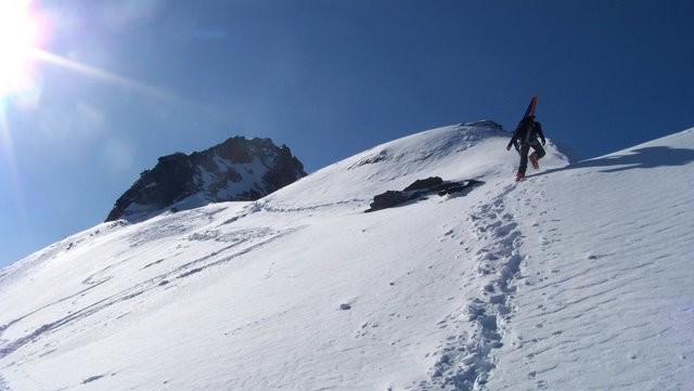 arrivée au sommet de la pente