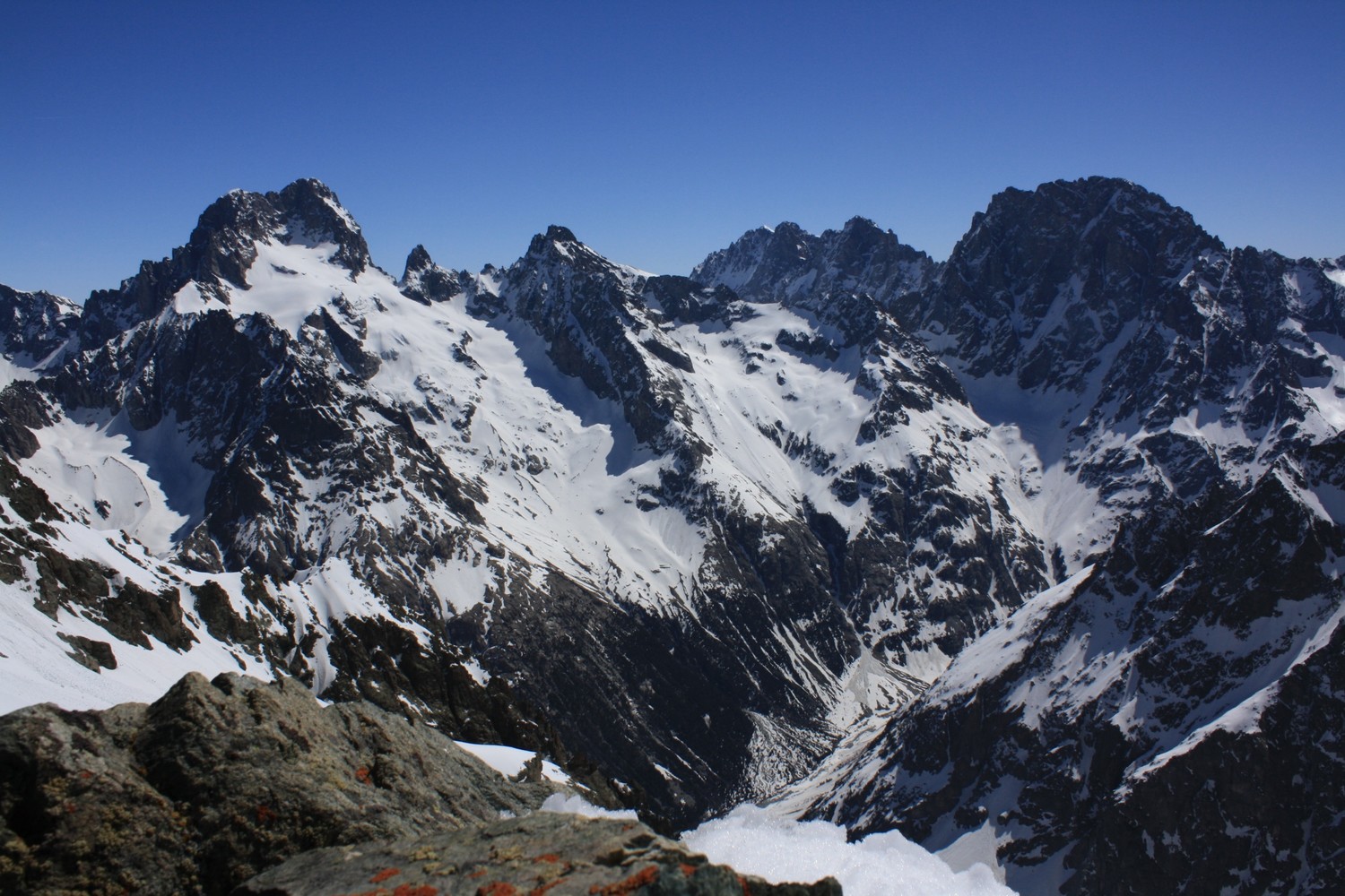 Du Col de l'Encoula de Petit Pierre, vers l'E