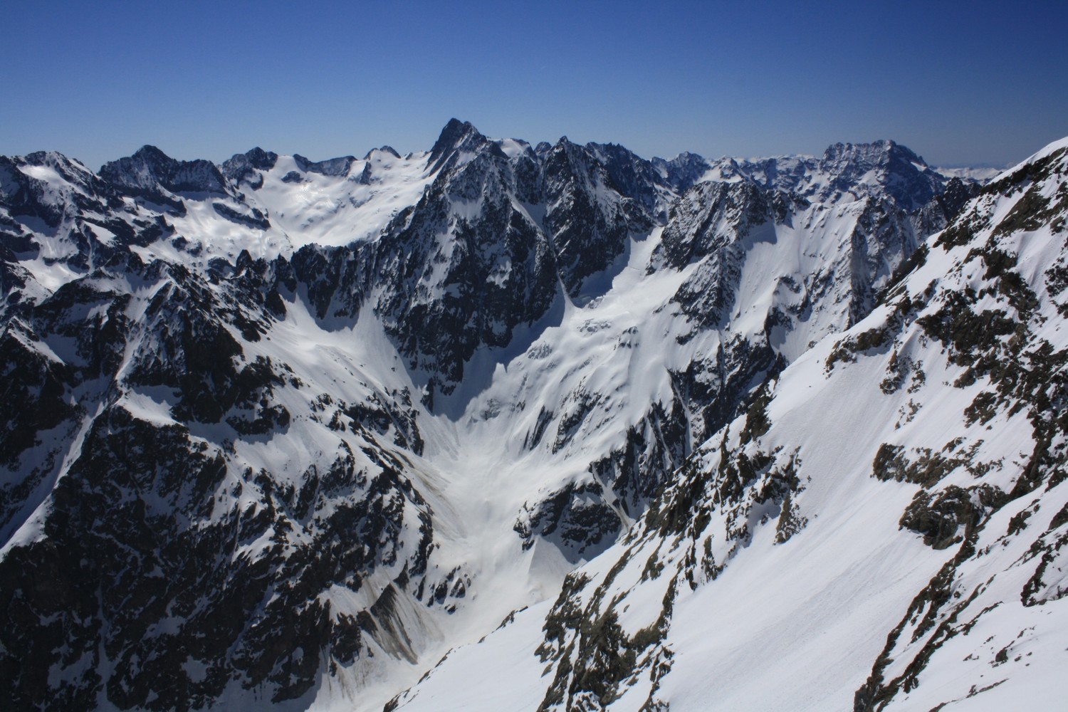 Du Col de l'Encoula de Petit Pierre, vers le SE