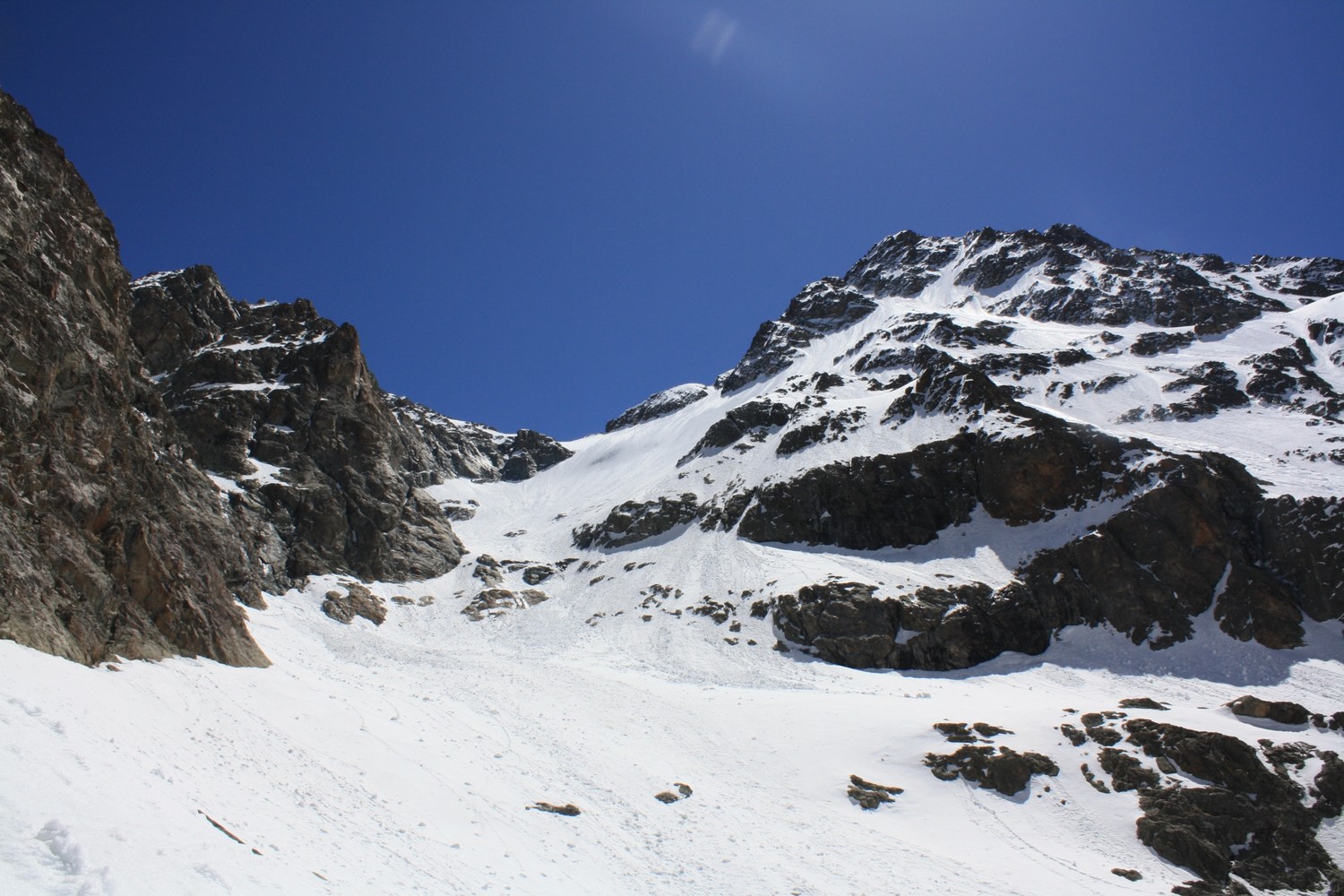Le Col de l'Encoula de Petit Pierre et la Cime de Clot Chatel, depuis 3100m environ