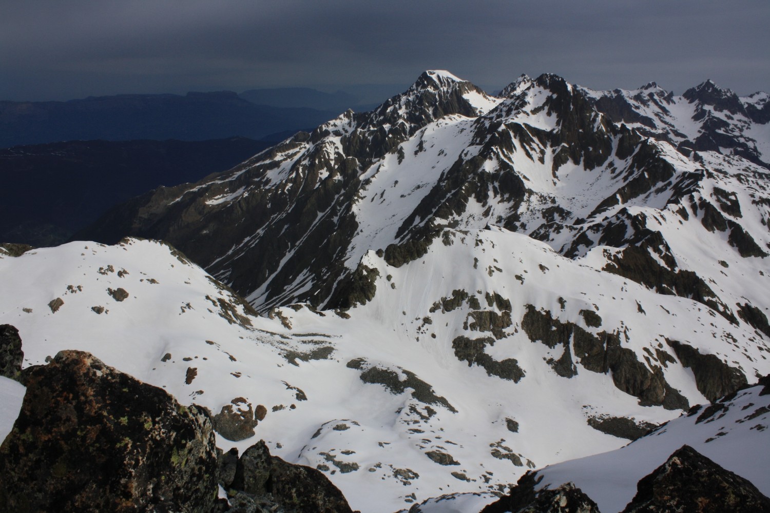 De l'Aiguille d'Olle, vers le N