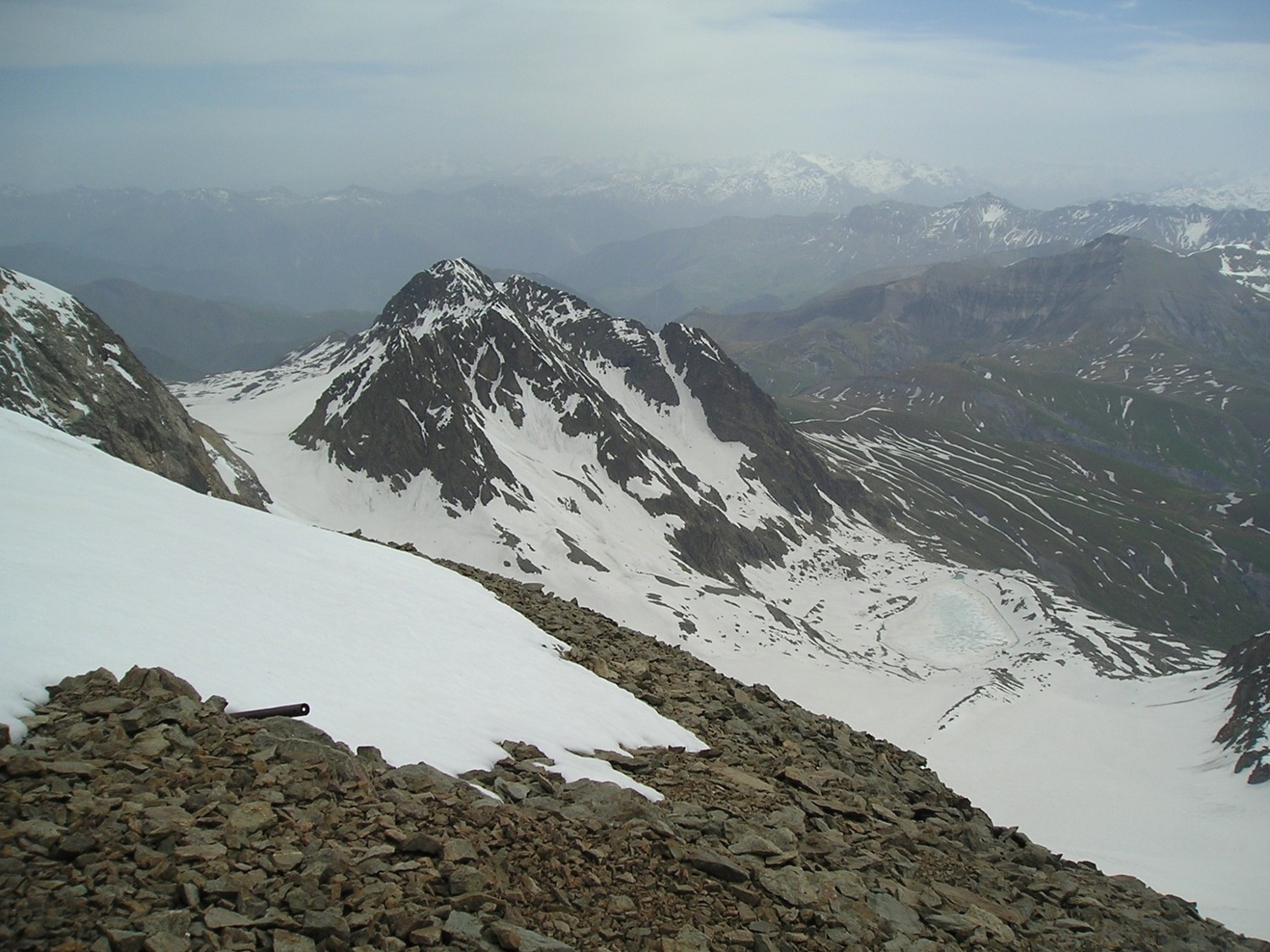 Cimes du Grand Sauvage et lac des Quirlies