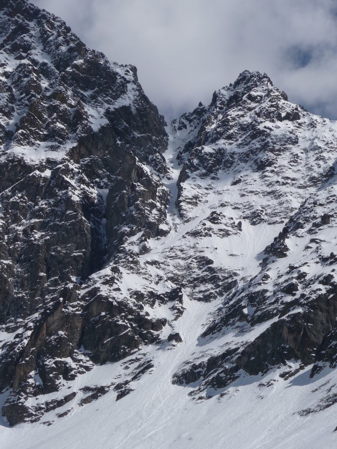 Couloir NW de la Brêche du Clot