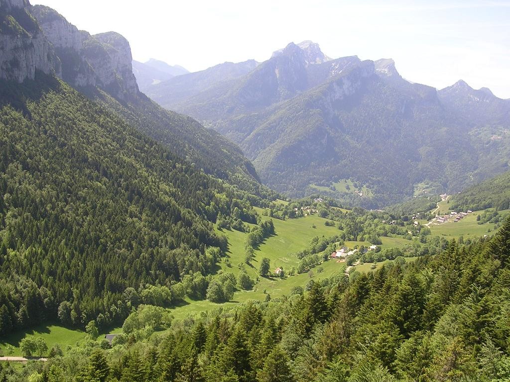 la vue bien sympa depuis la falaise de la Cochette