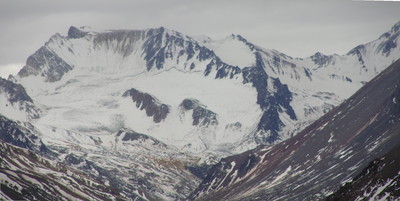 Zoom sur la face S du Nevado del Cuevas
