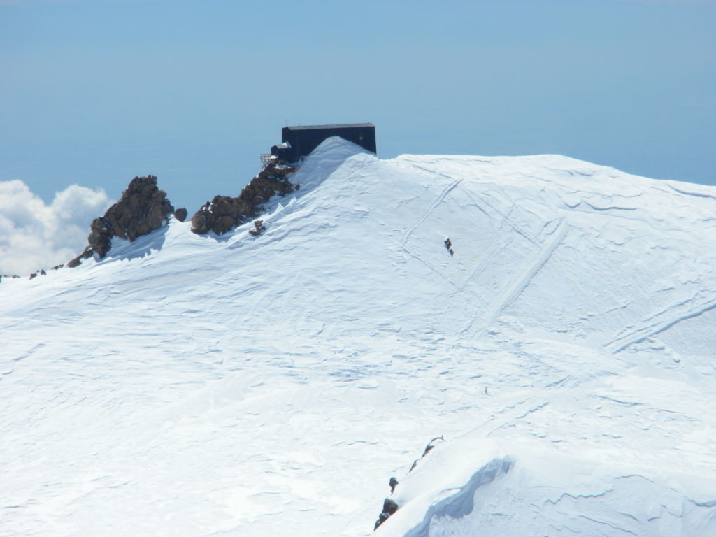 Signalkuppe ou Punta Gnifetti et Capanna Margherita à 4554m