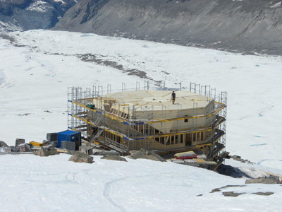 La nouvelle cabane Monte Rosa pour 2010 La nouvelle cabane Monte Rosa pour 2010