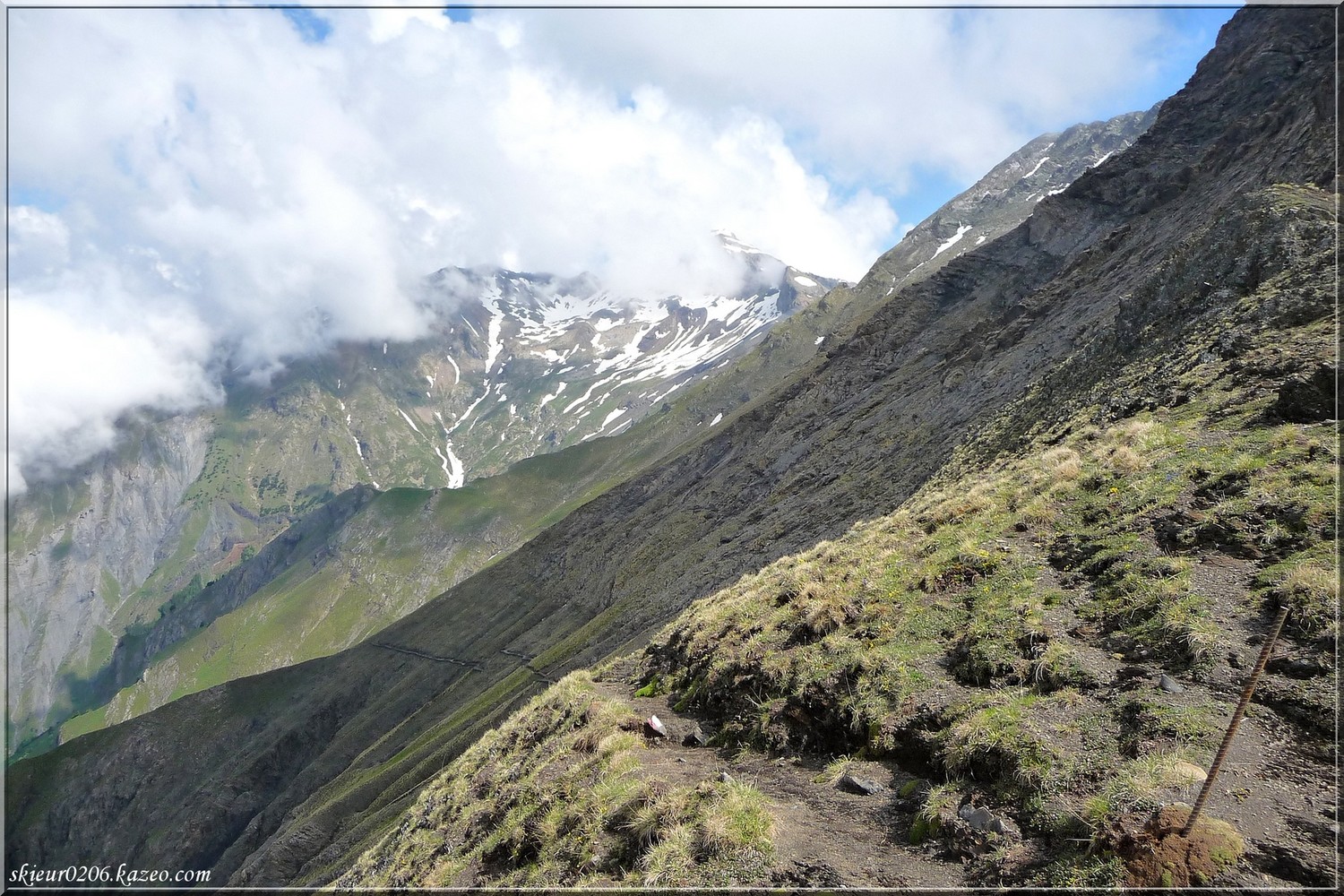 Le GR vers la Pointe de Confolens