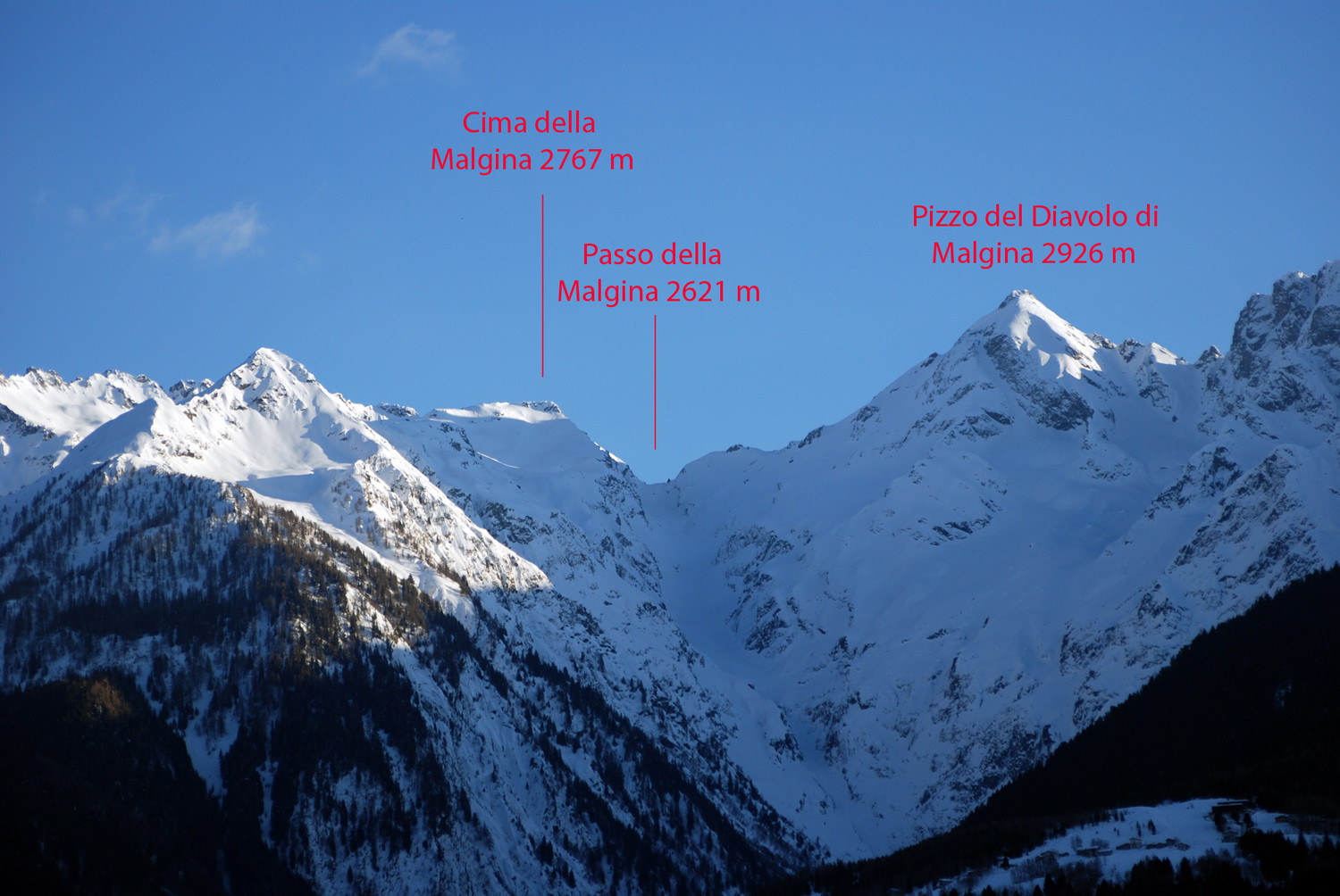 Il Pizzo del Diavolo di Malgina 2926 m dalla panoramica fra Teglio e Castionetto.
