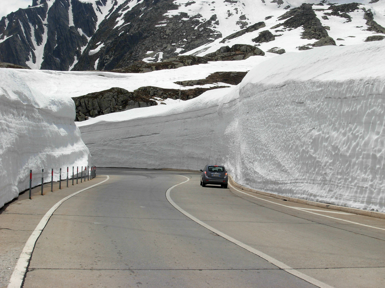 Al Gottardo c'è ancora un pò di neve!