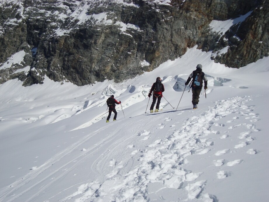 In discesa dalla quota 3577 del Weisshorn