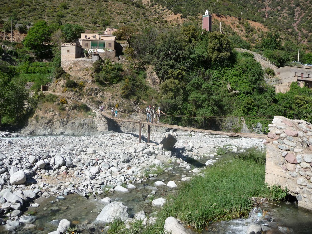 pont sur l'ourika au village de imi n'taddert