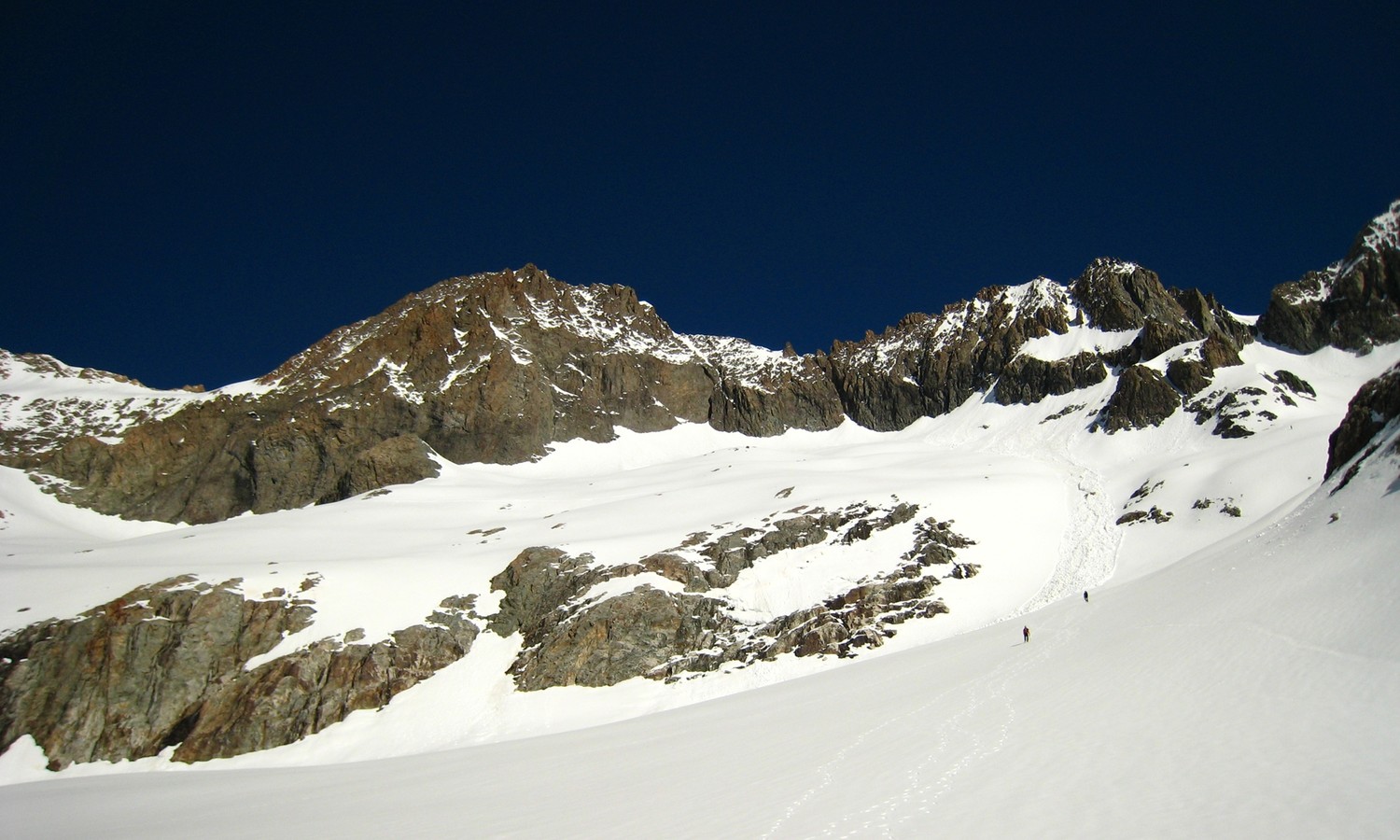 Roche Paillon (à G), Roche et Col Emile Pic (à D)