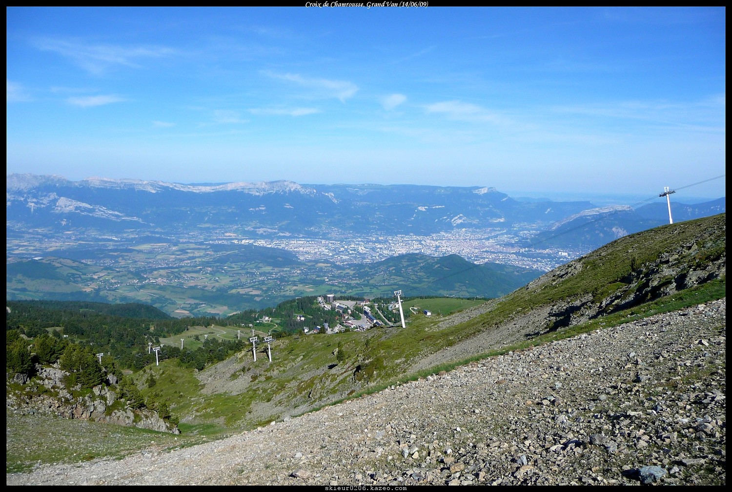 En montant, vue sur Grenoble