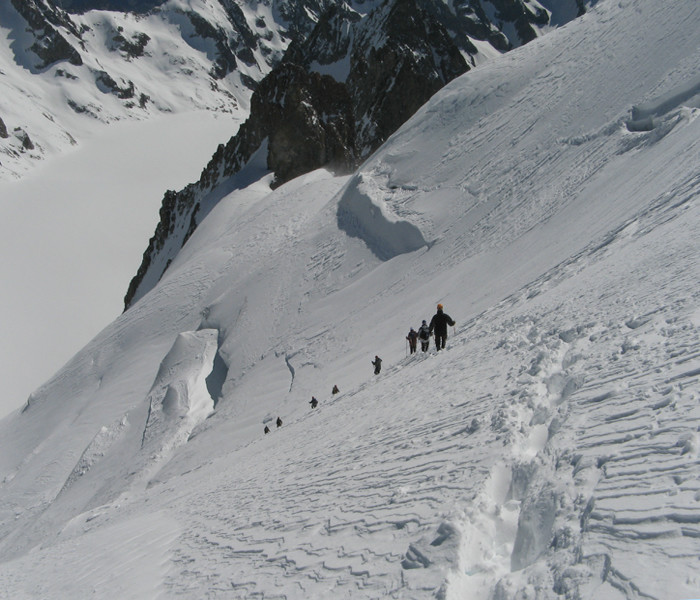 Une longue descente nous attend
