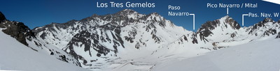 Panorama de los Tres Gemelos y del Pico Navarro desde las laderas SE del Santa Elena (sept. 2008)