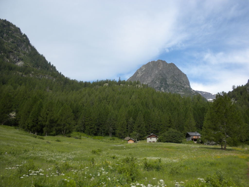 Mont Oreb et le hammeau de la Poya