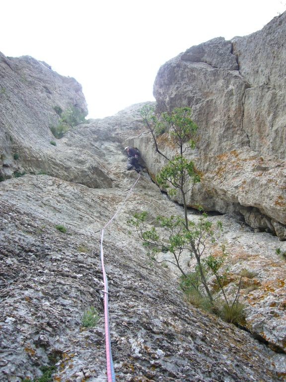 petit félix L5, 6a+ , la fissure