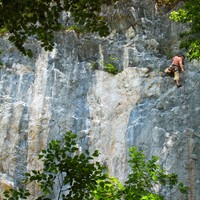 Günther dans Delta, 6b+, à Comano.