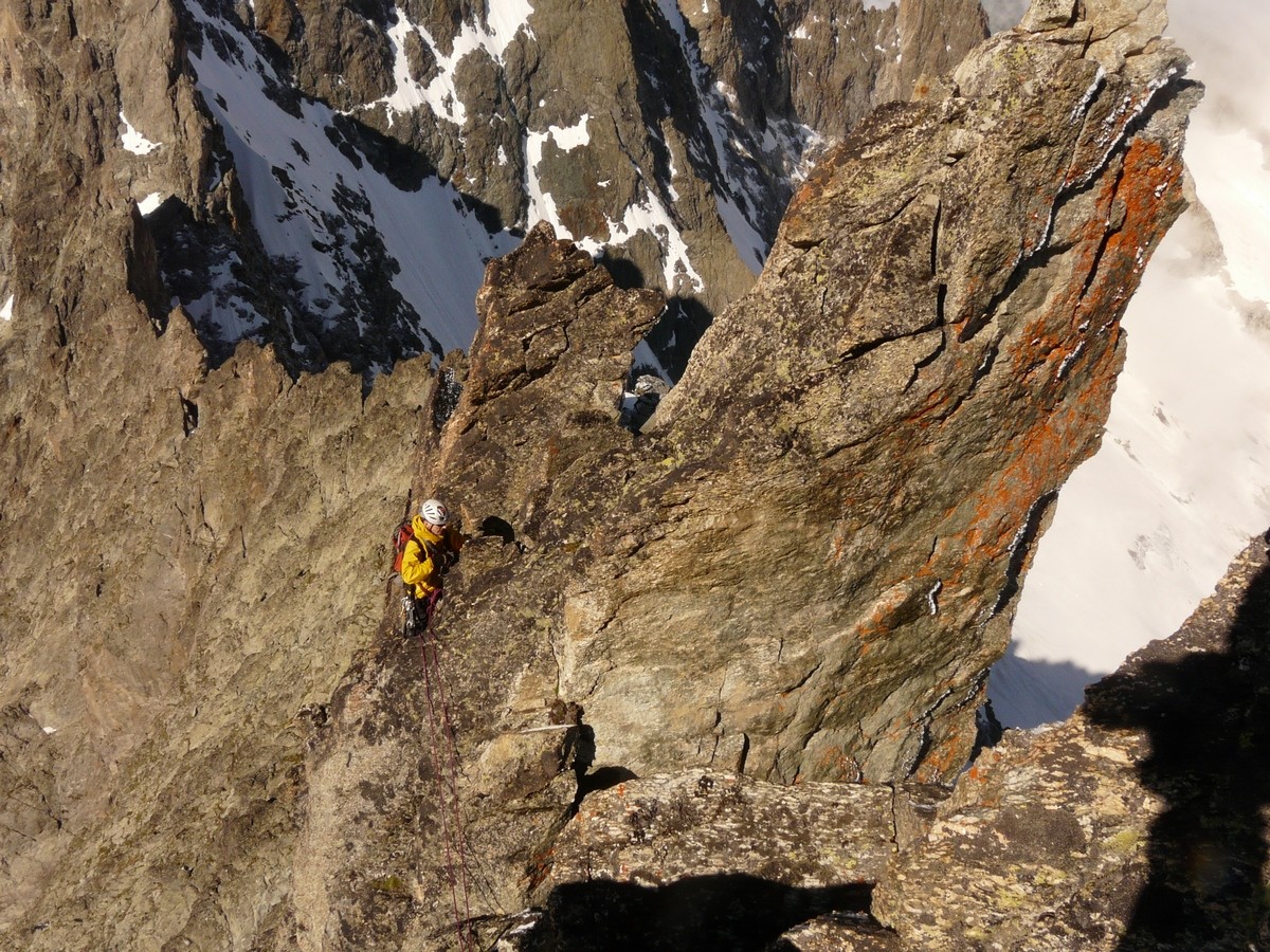 Bec du Canard - desescalade sur l'arête SW