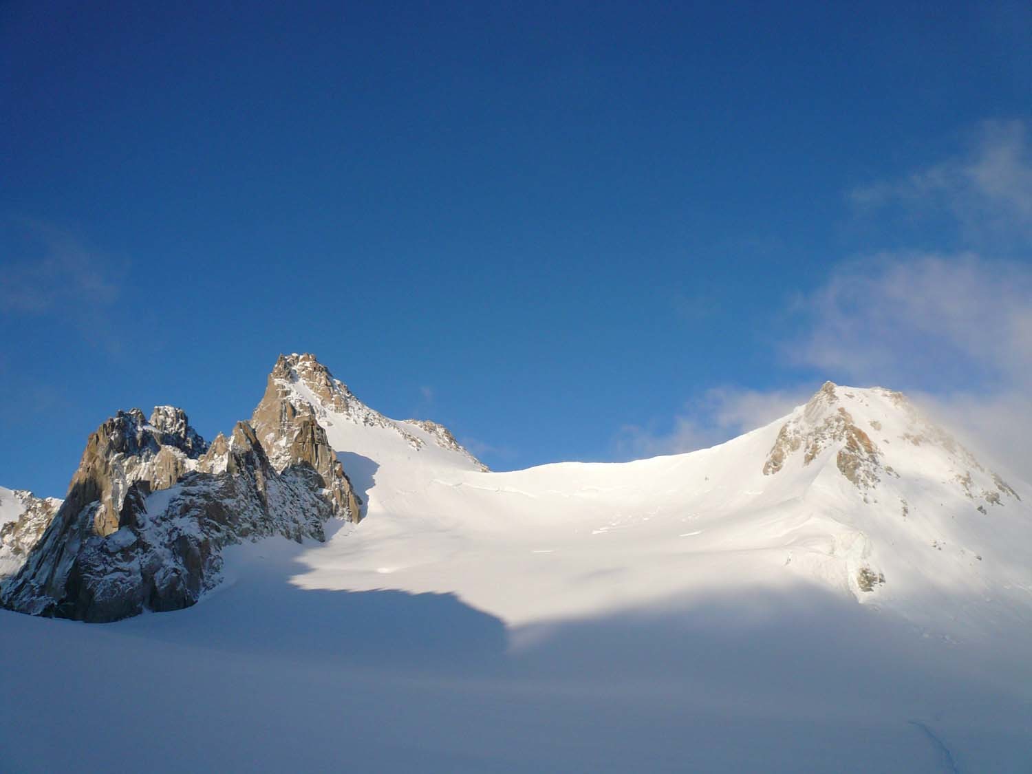 La Petite Fourche (à gauche) depuis le glacier du Trient