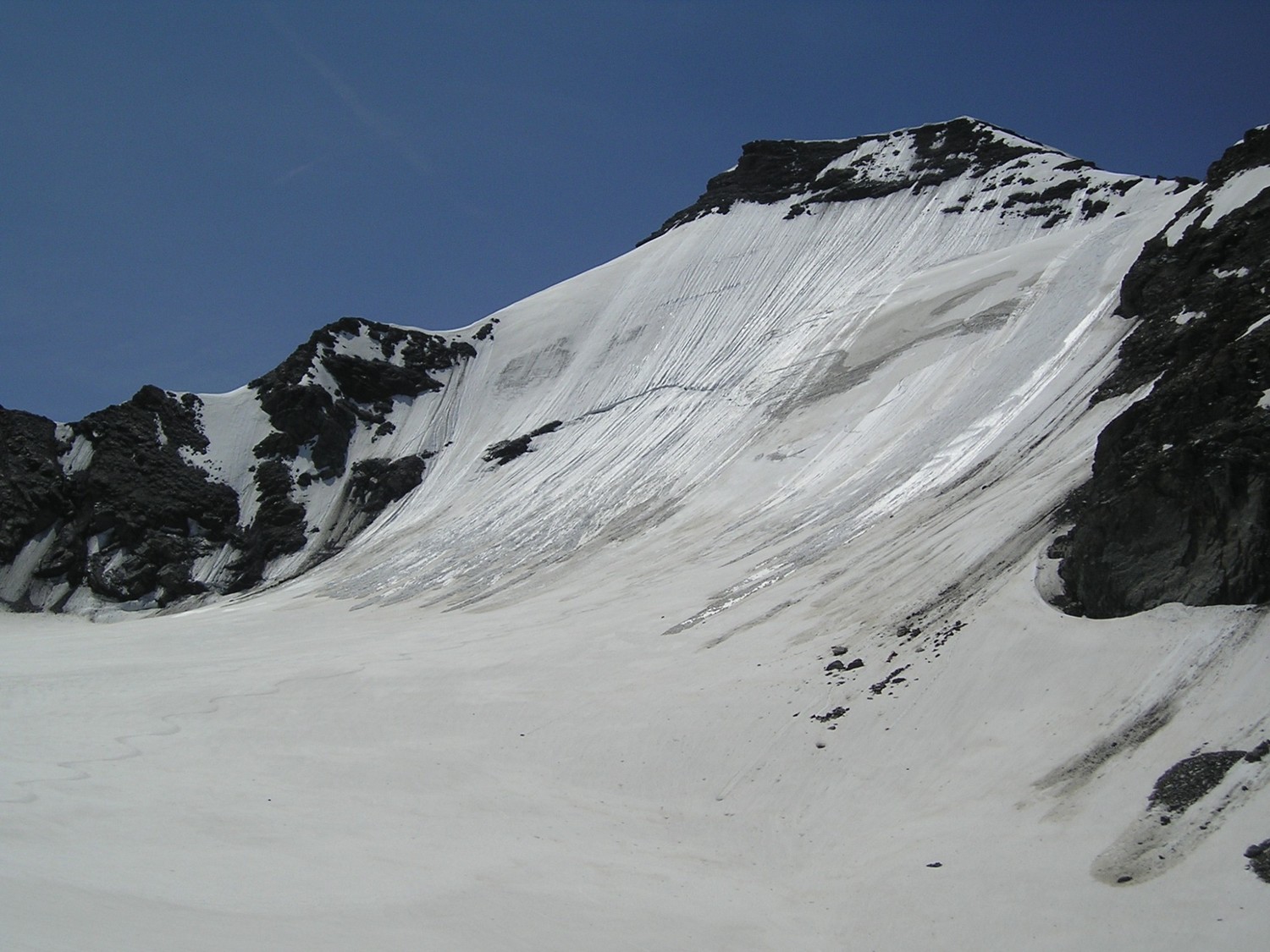 Face N.E., descente à droite